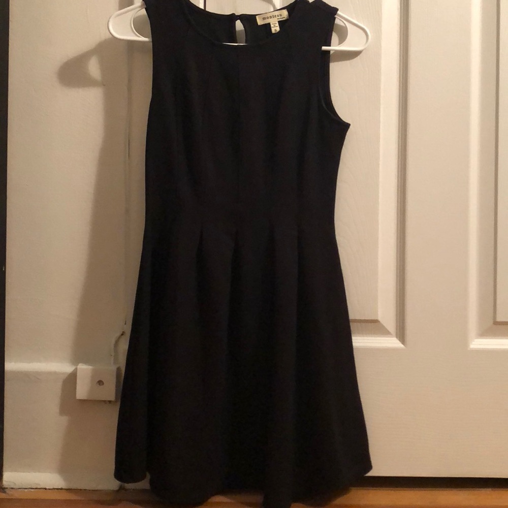 Monteau Little black dress